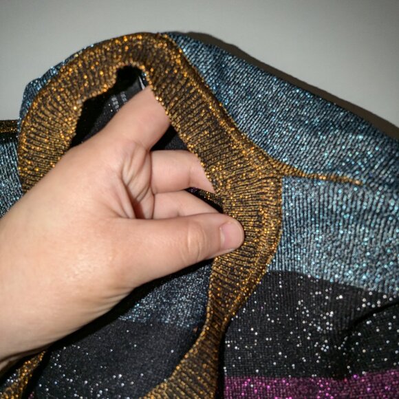 Forever 21Contemporary metallic sweater XL - Picture 5 of 6